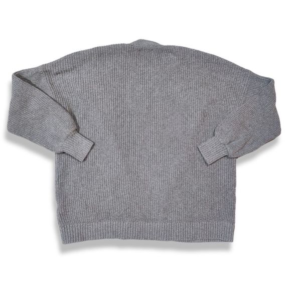 HOLLISTER CARDIGAN SWEATER  - Picture 4 of 4